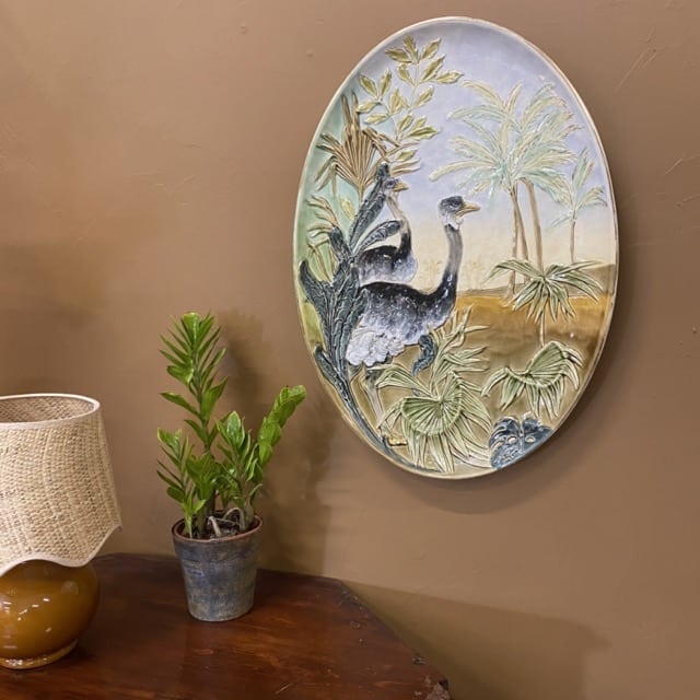 Paire de médaillons muraux anciens en barbotine – Image 5