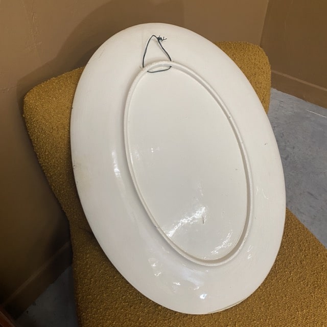 Paire de médaillons muraux anciens en barbotine – Image 6