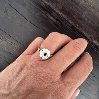 Bague Mini Flower• Le monde est stone