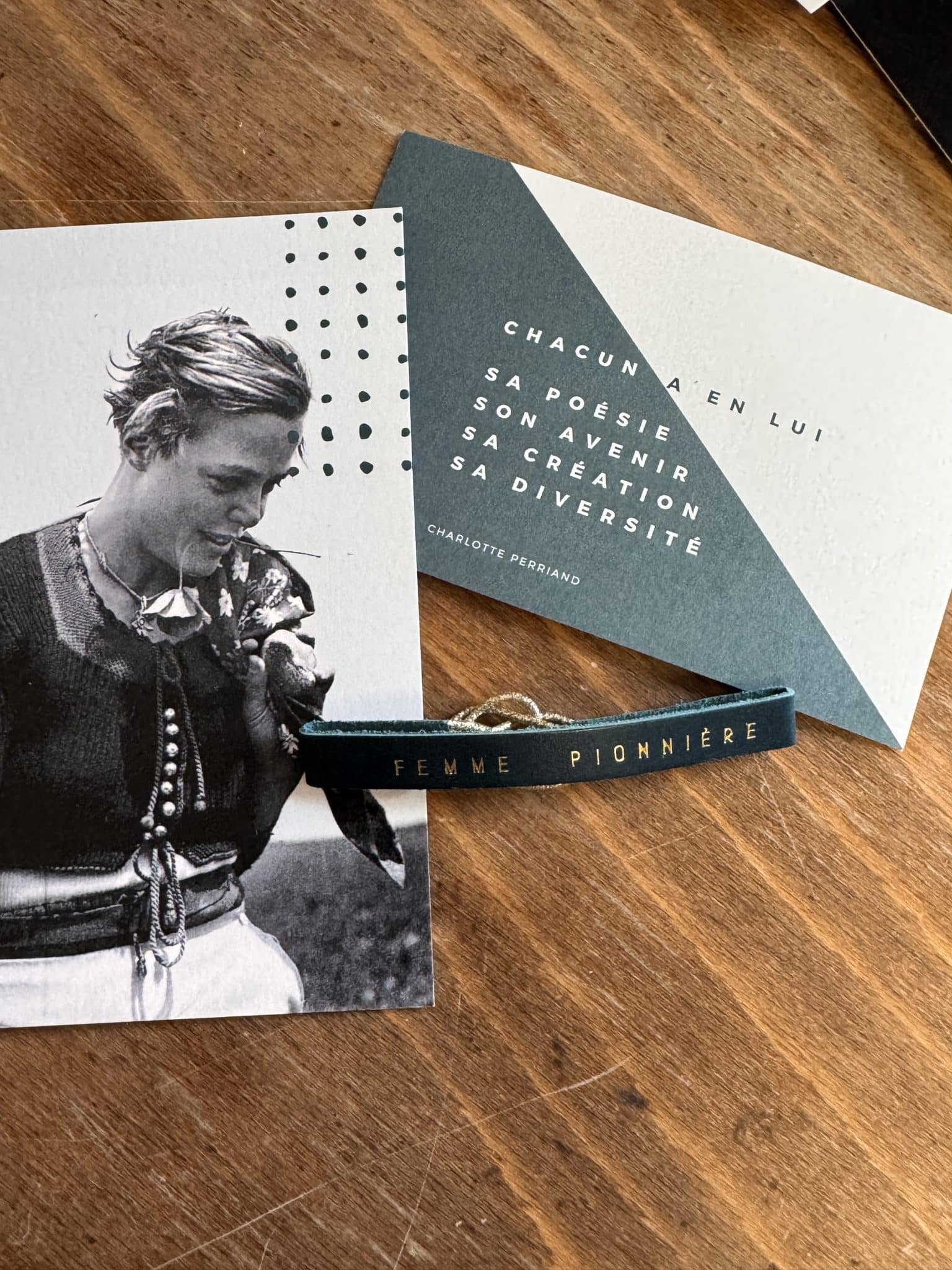 Bracelets à message – Collection “Femmes Inspirantes” - Femme Pionnière – Image 2