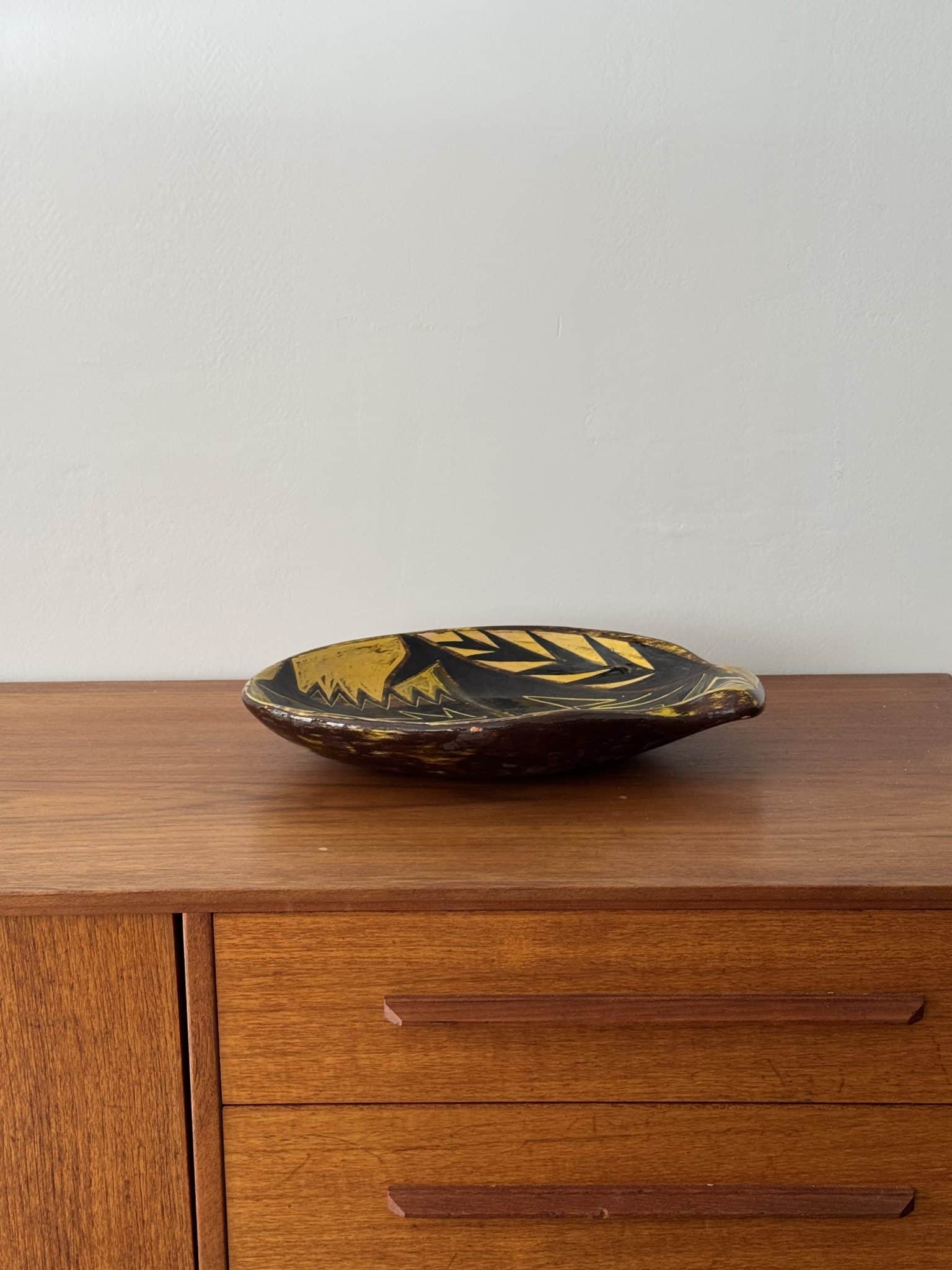 Plat céramique signé Jacques Poussine, Vallauris, 1953 – Image 2
