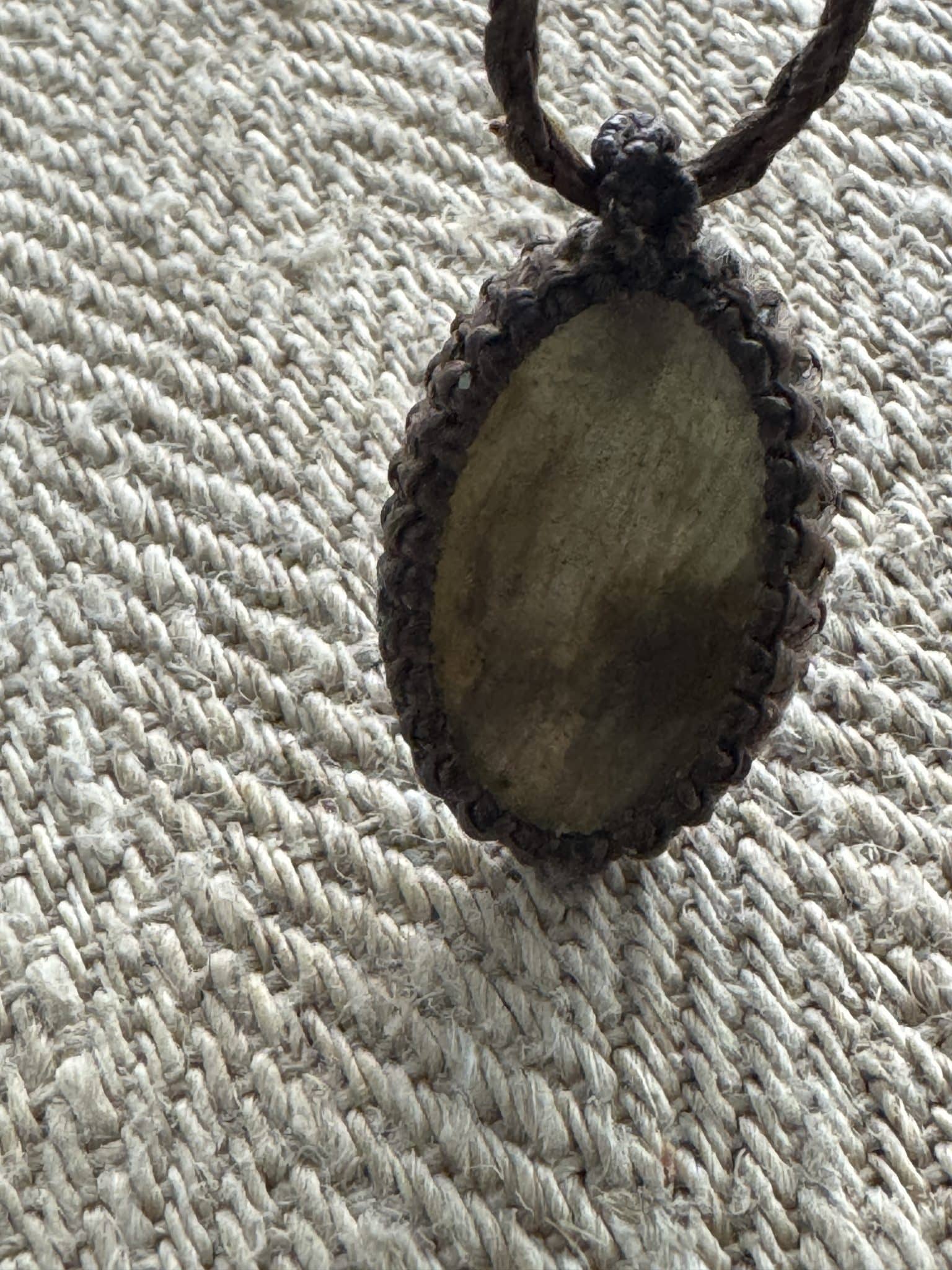 Sautoir talisman – Les Pierres Silencieuses – Image 2