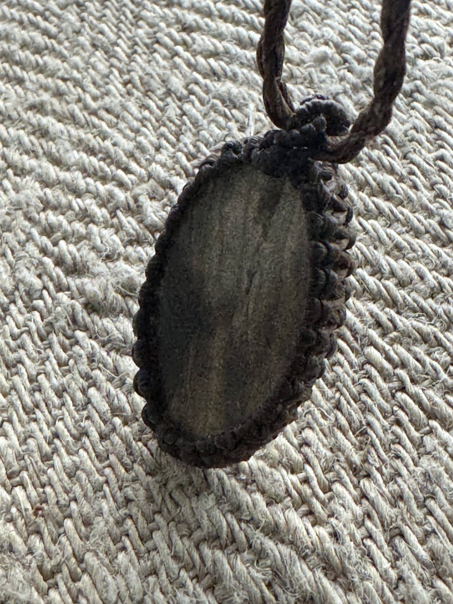 Sautoir talisman – Les Pierres Silencieuses – Image 3