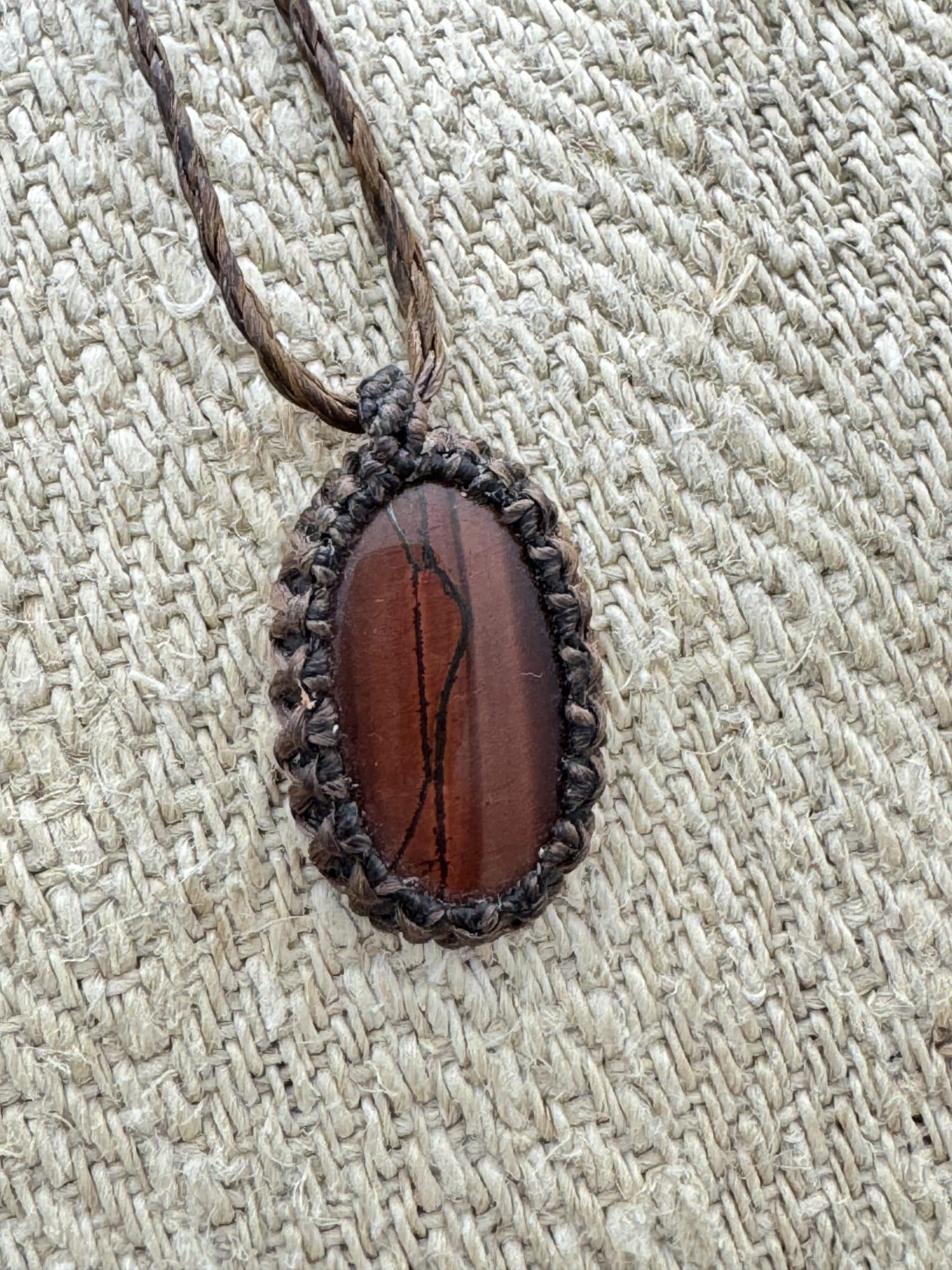 Sautoir talisman – Les Pierres Silencieuses – Image 4