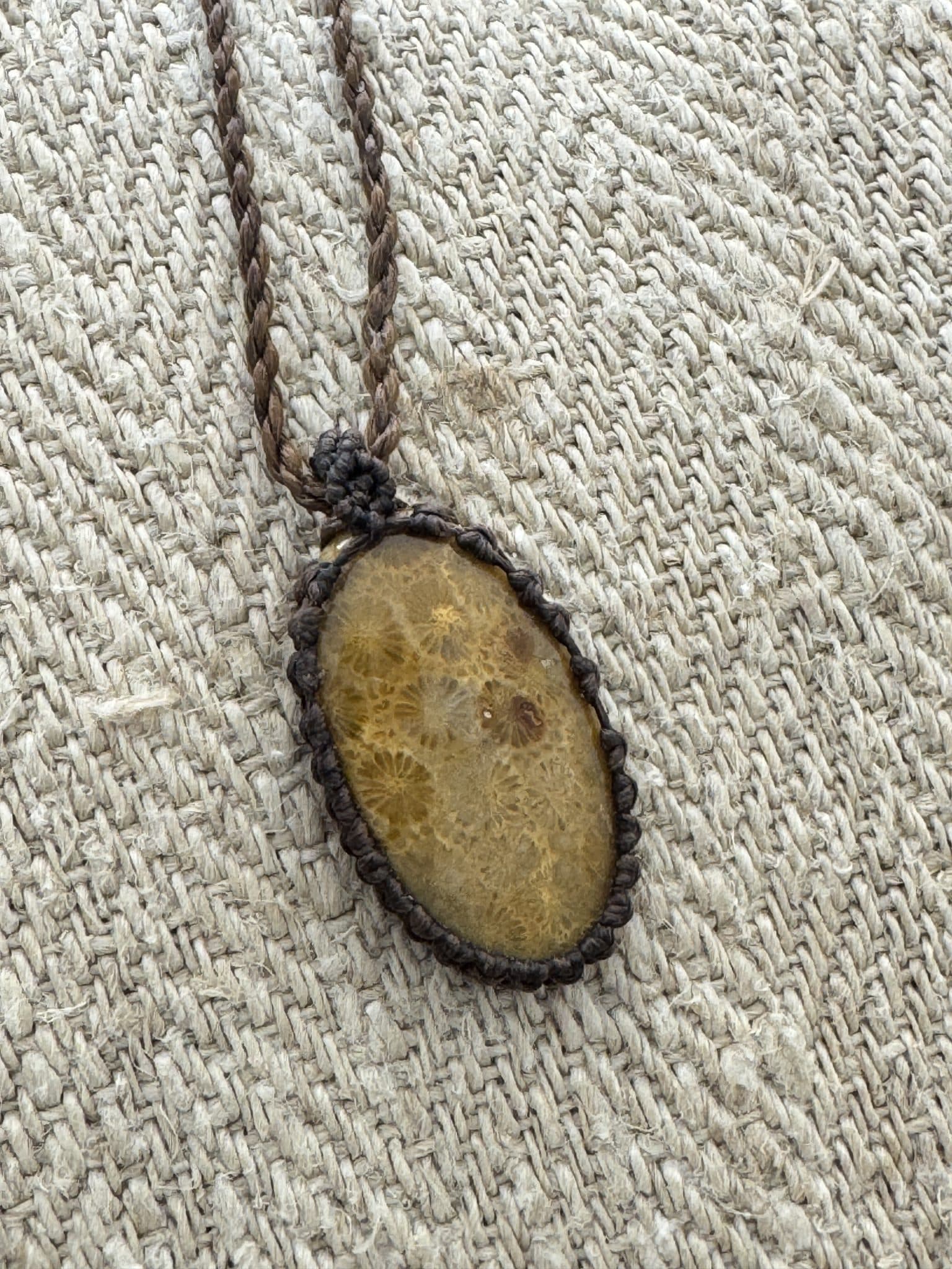 Sautoir talisman – Les Pierres Silencieuses – Image 6