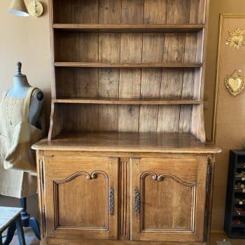 Buffet vaisselier ancien en chêne