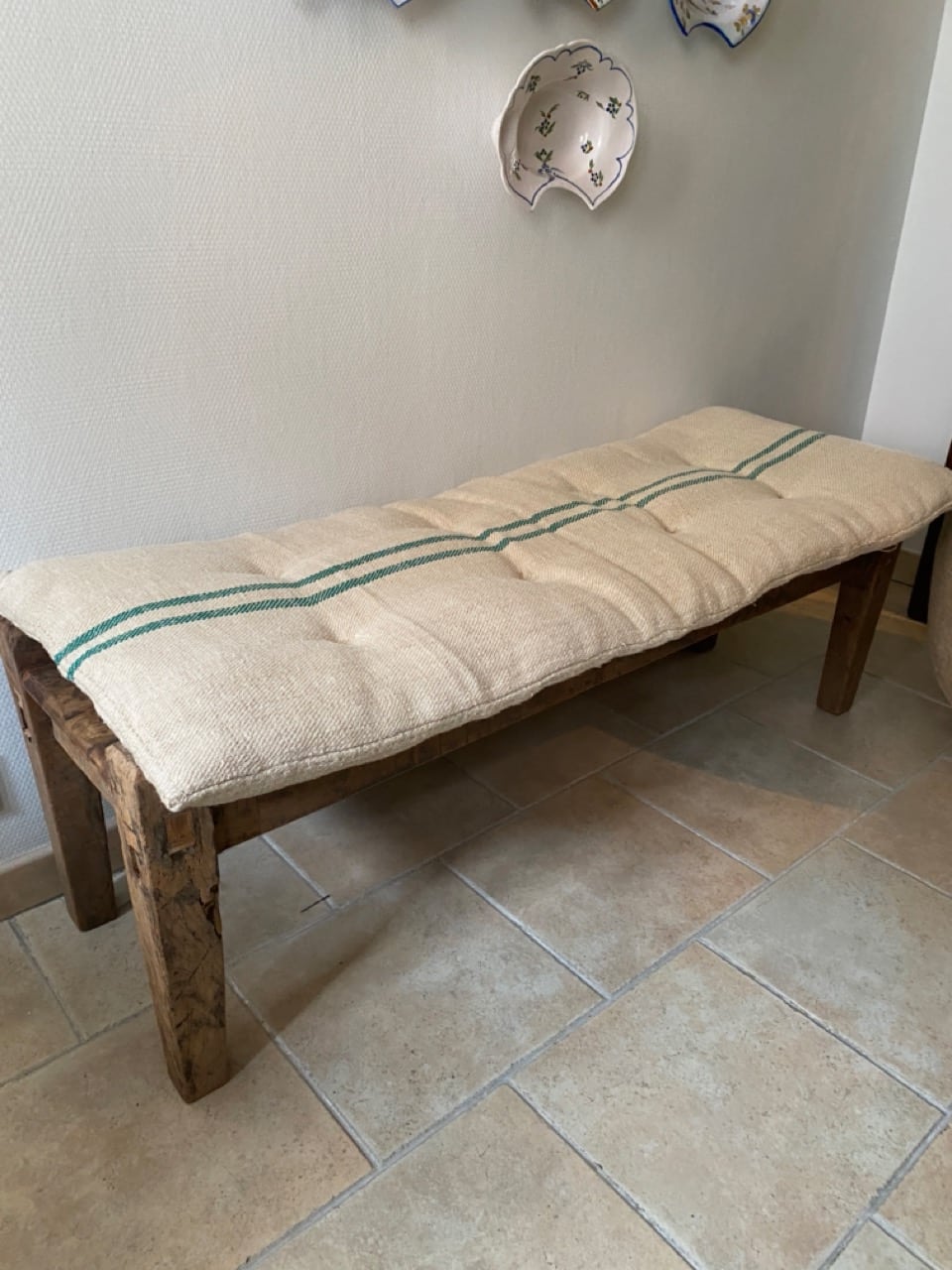 Matelas confectionné en ancien sac de chanvre — lignes vertes — 51 x 137 cm – Image 2