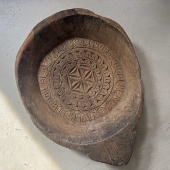 Plateau ancien indien sculpté en bois massif « Rosace »