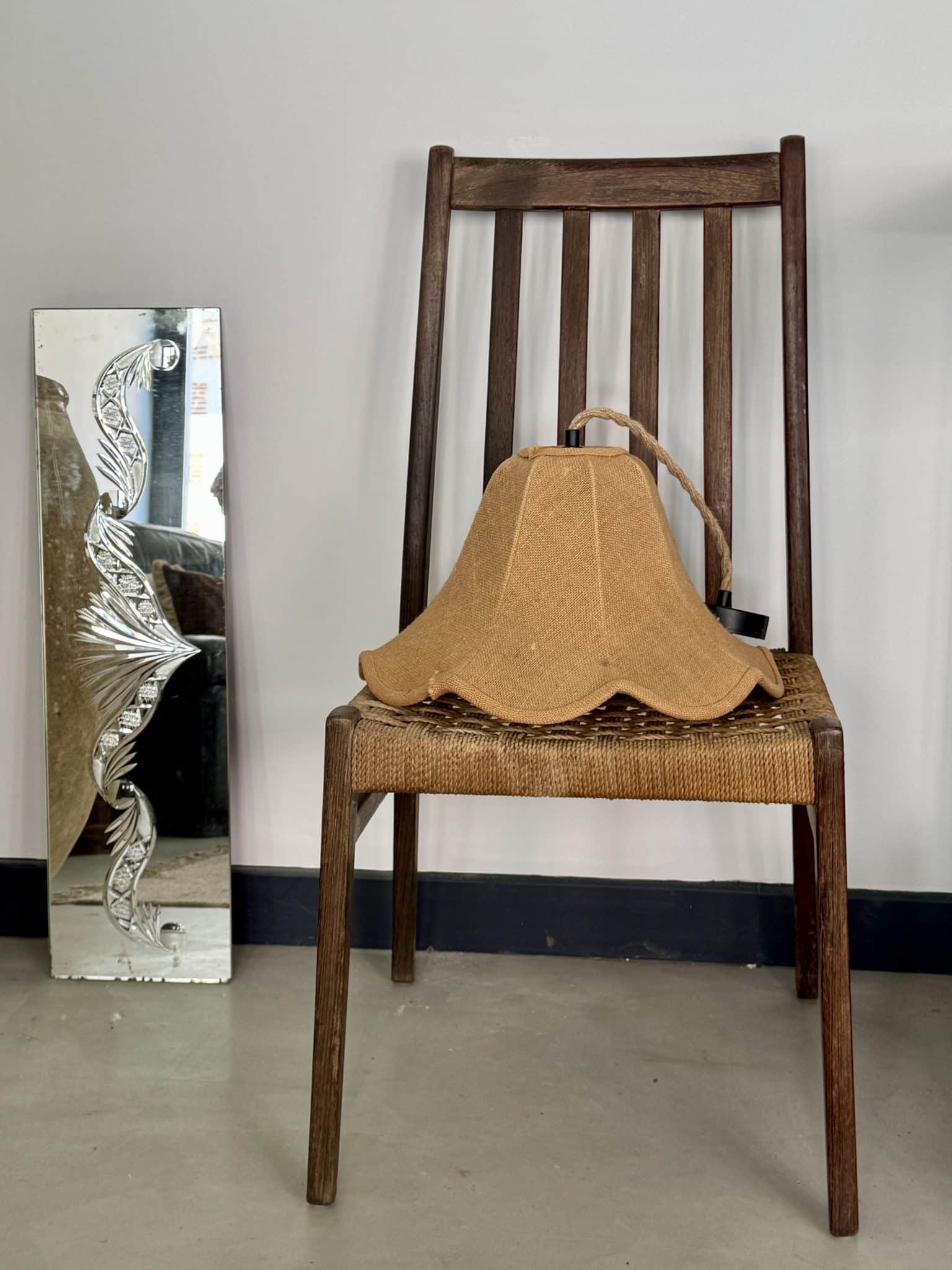 Suspension vintage en toile de jute – Image 3