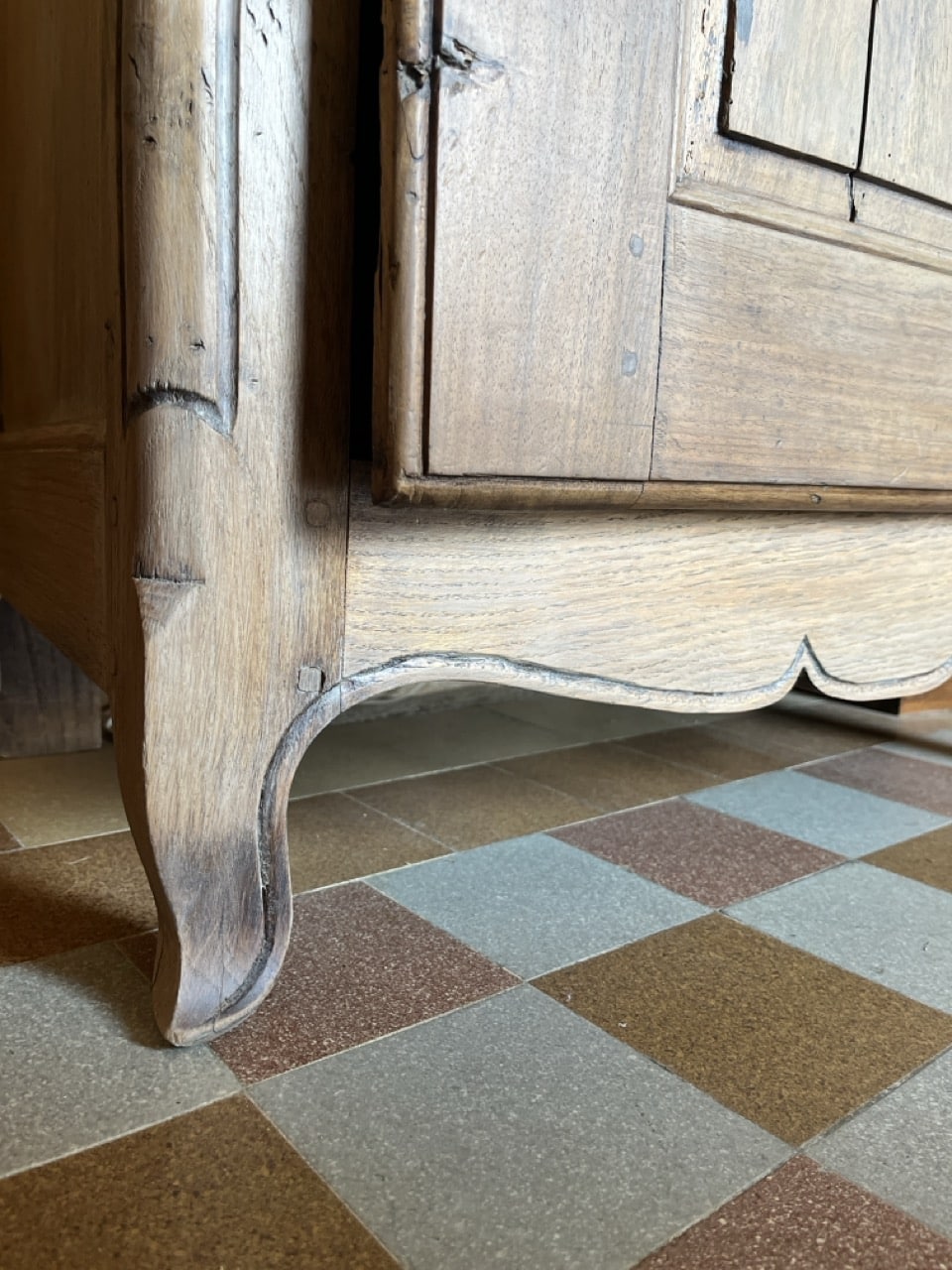 Confiturier ancien en Chêne "Léon" – Image 6