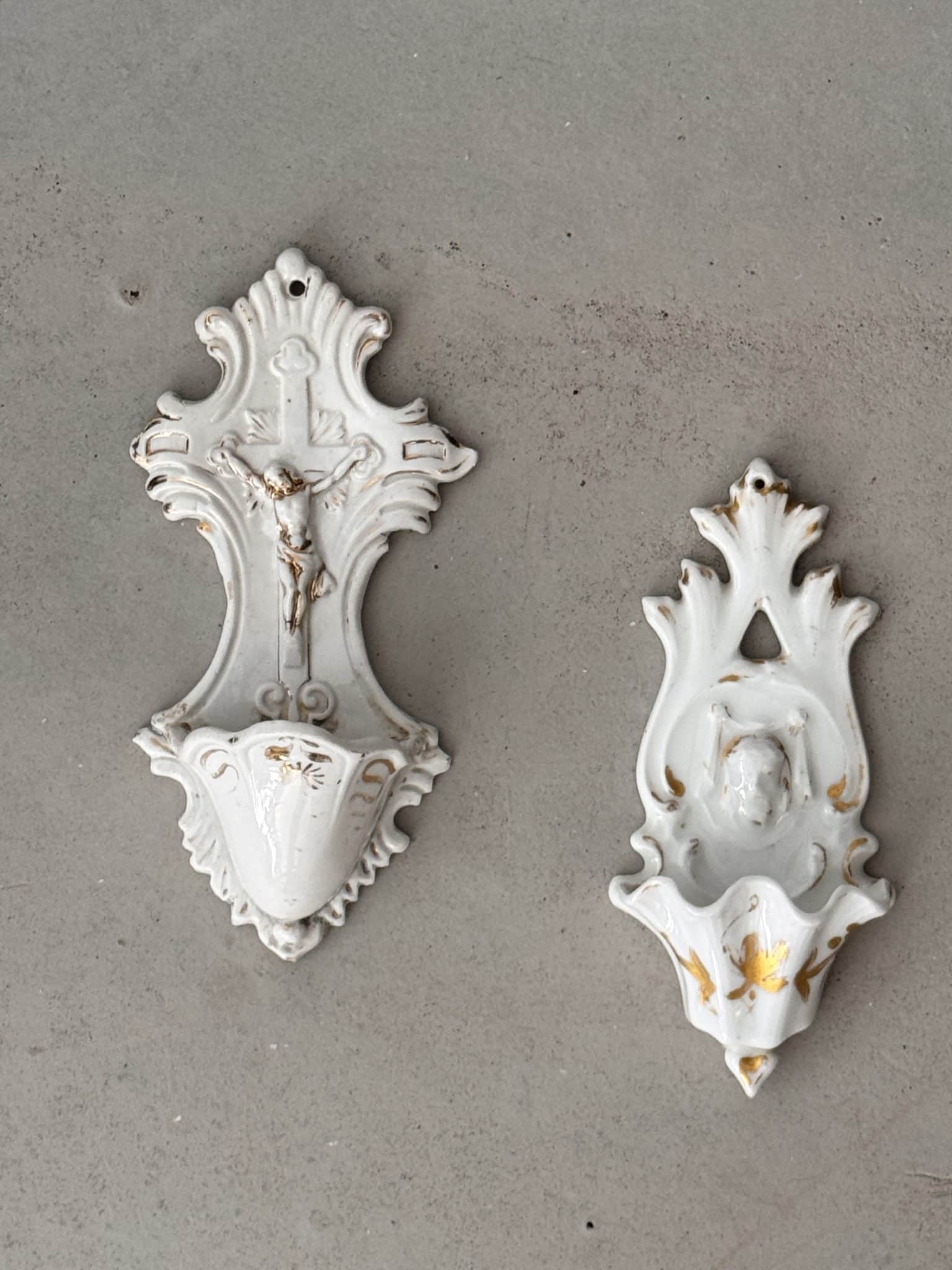 Bénitier ancien en porcelaine – Image 2
