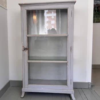 Vitrine ancienne en bois et verre