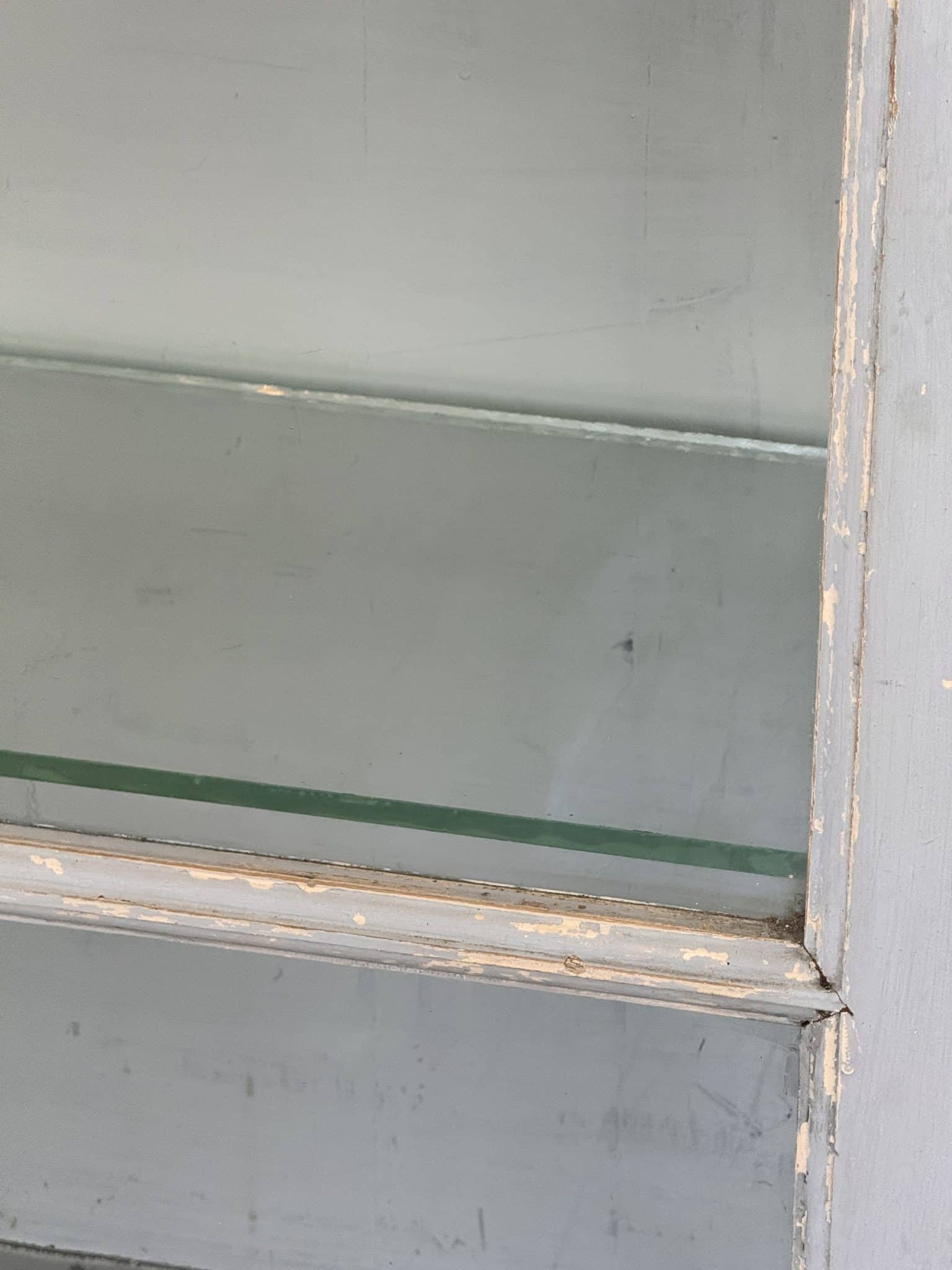 Vitrine ancienne en bois et verre – Image 15