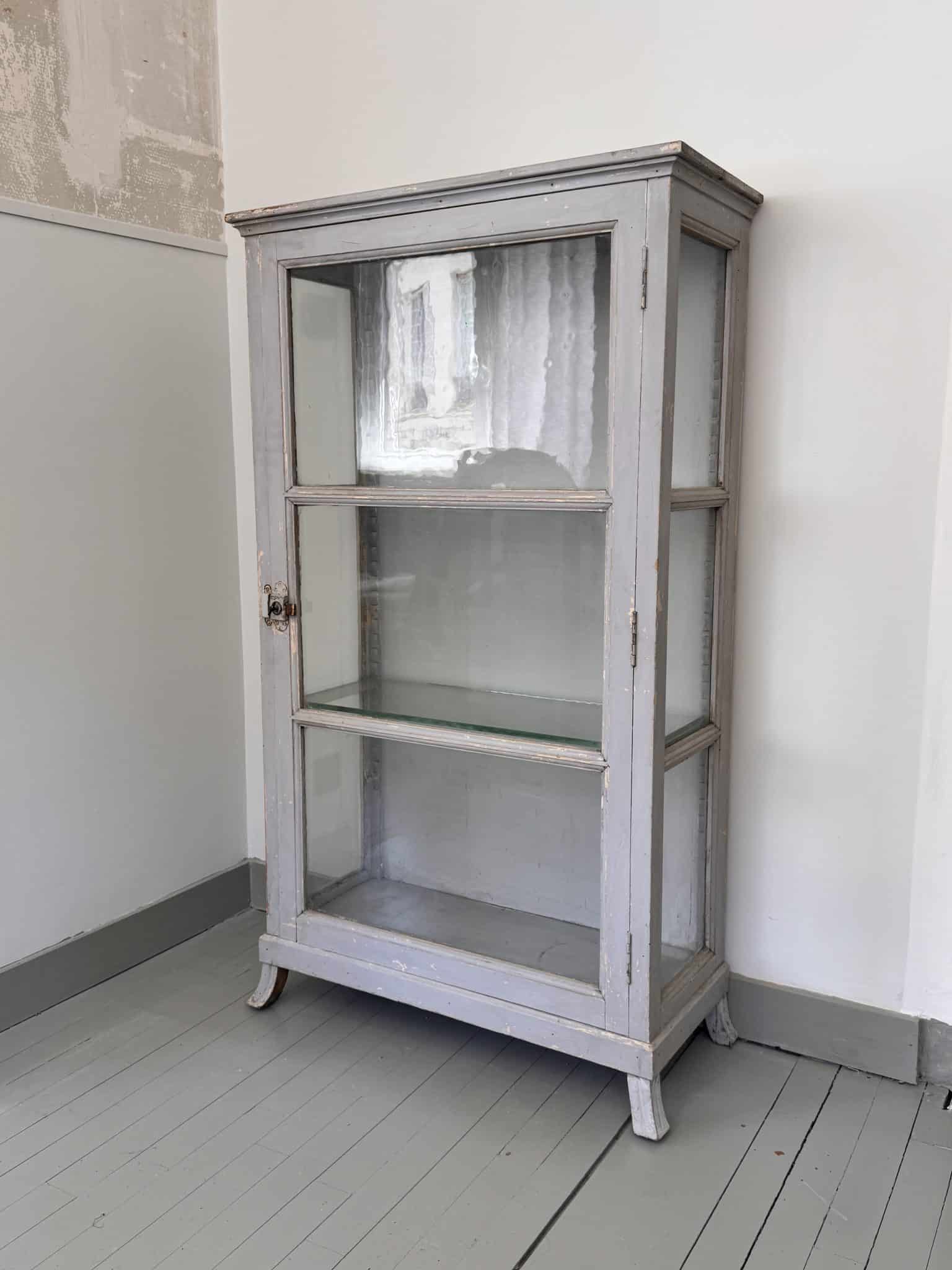 Vitrine ancienne en bois et verre – Image 3