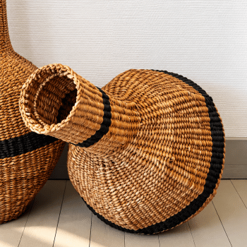Lot de deux paniers-jarres tressés en fibres naturelles – h 56 cm