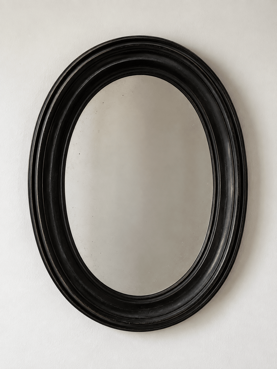Miroir ovale ancien en bois patiné noir - 53 × 70 cm – Image 7