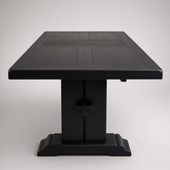 Table en bois patinée noire avec deux rallonges – 180 à 260 cm