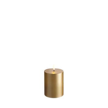 Bougie LED pilier dorée – effet flamme – Ø 7,8 × H 10 cm