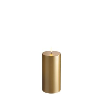 Bougie LED pilier dorée – effet flamme – Ø 7,8 × H 15 cm