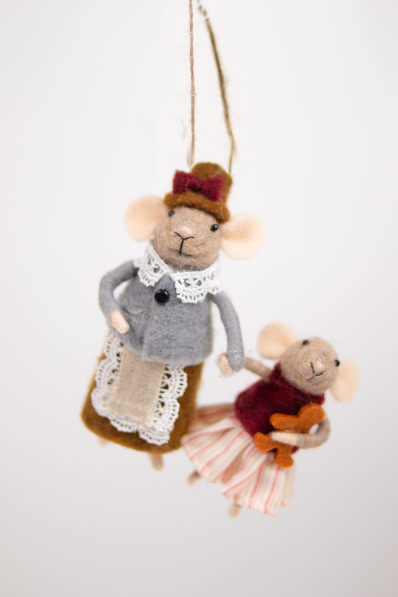 Duo de souris de Noël à suspendre - Augustine et Capucine